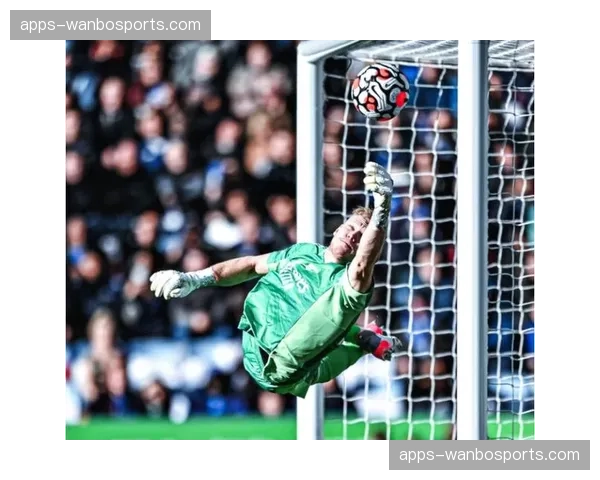 加布里埃尔场均评分7.32并列第三 枪手后防核心表现稳健